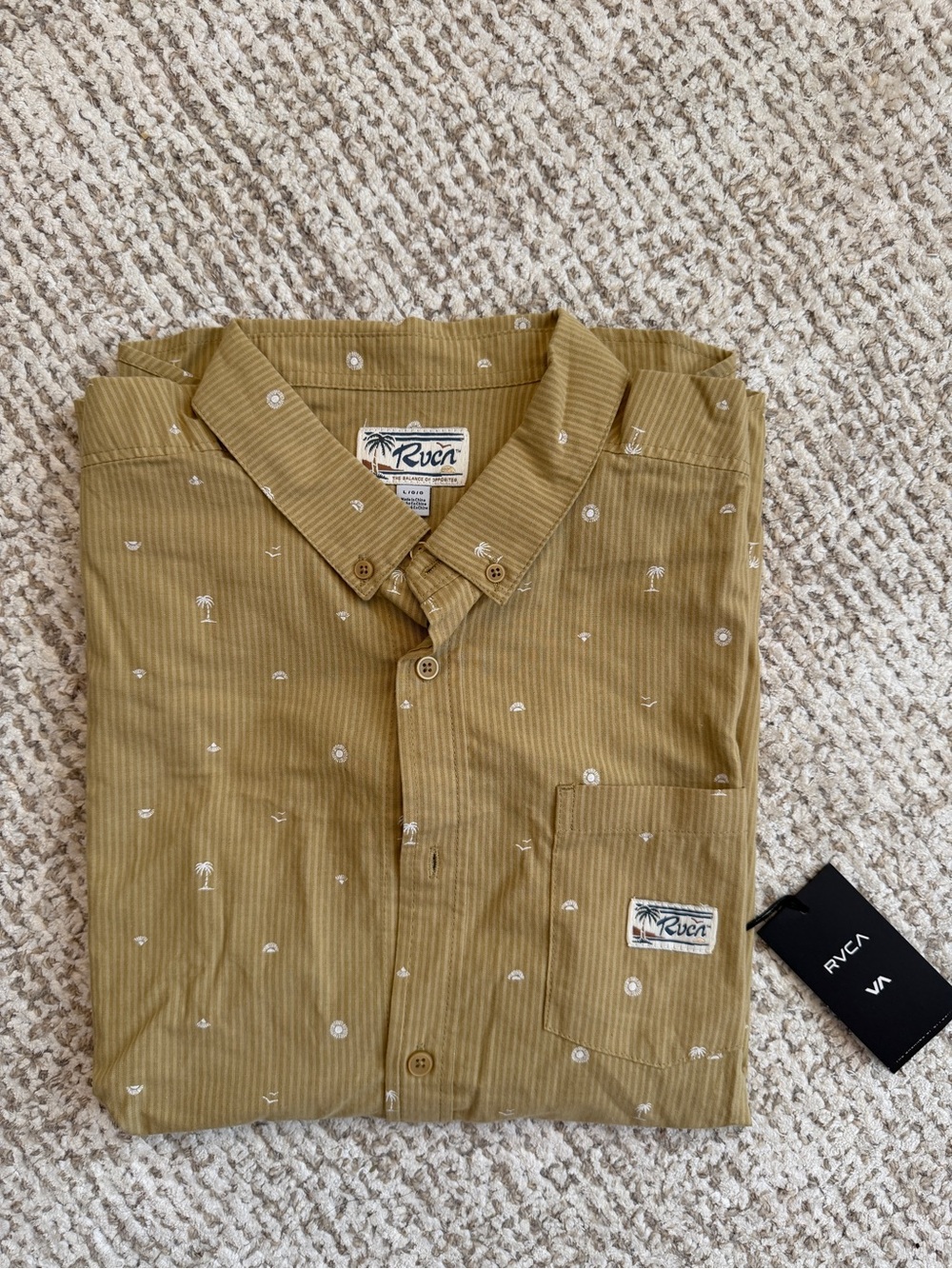 RVCA Men’s  Short-Sleeve Button-Up Shirt